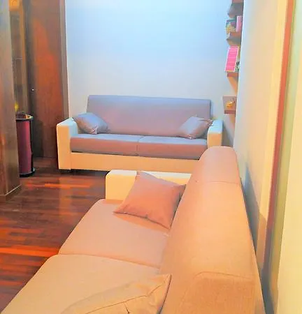 Appartamento Turistico Laura Apartment