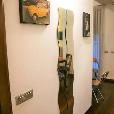 Apartment Appartamento Turistico Laura *