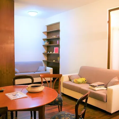 Apartment Appartamento Turistico Laura