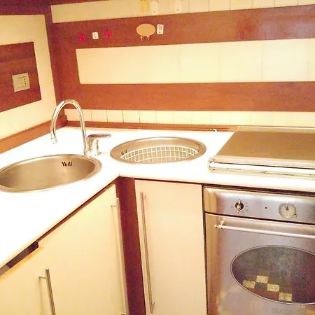 Apartment Appartamento Turistico Laura *