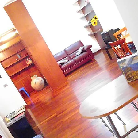 Apartment Appartamento Turistico Laura *